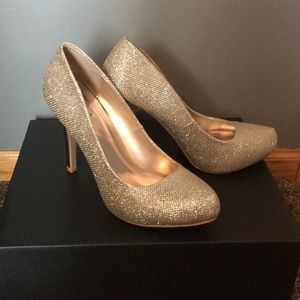 Sparkly gold platform heels